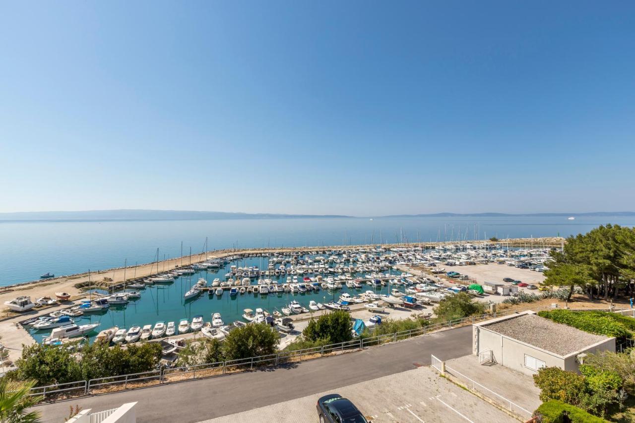 Apartamento Seaside Penthouse With Hot Tub Sky Living Split Exterior foto